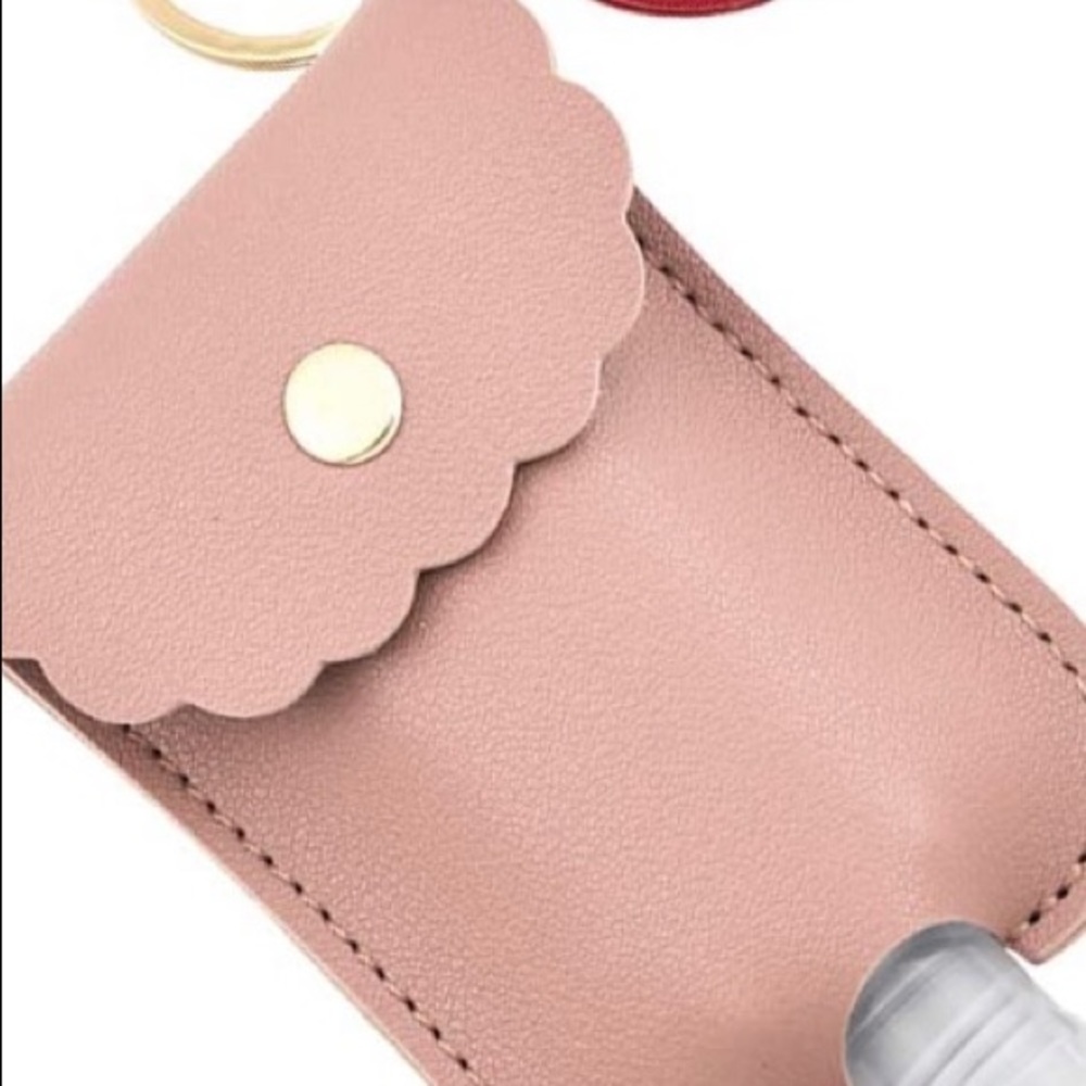 Convenient & Stylish Bottle Keychain